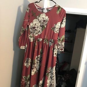 3/4 floral maxi- brand new with tags!